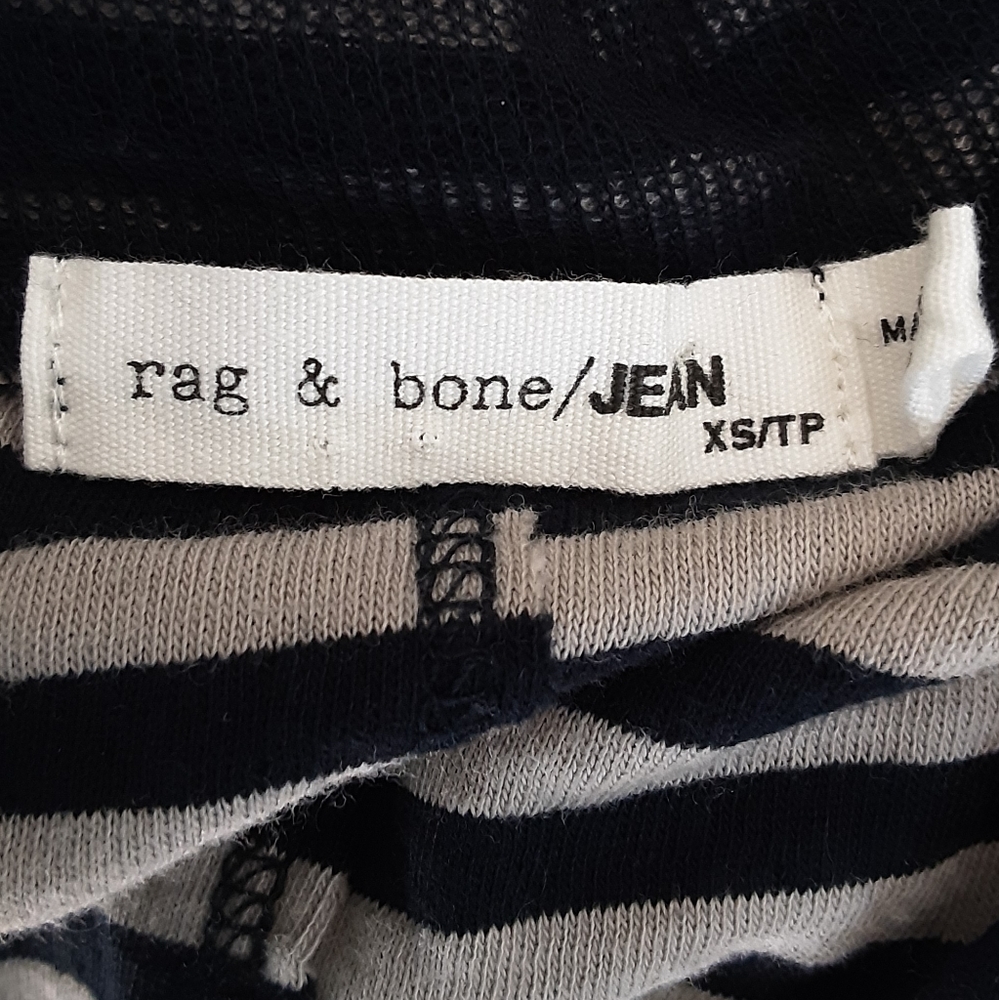 NWOT Rag & bone Jean stripe Turtleneck size XS. - Picture 2 of 4